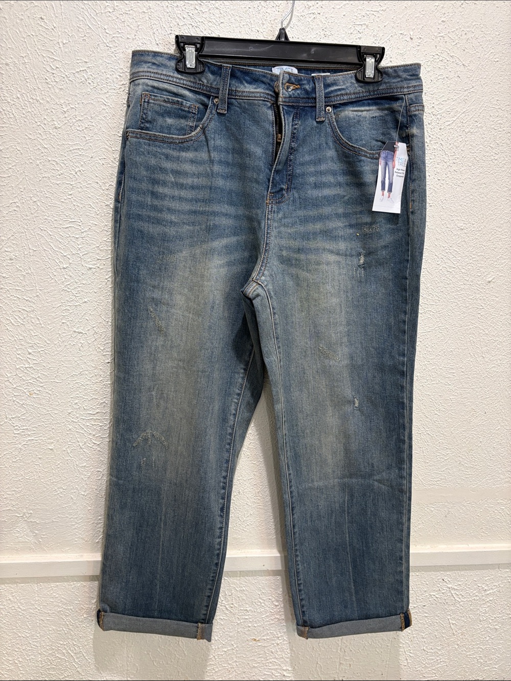 Time and True women  Straight Jeans in Medium Blue Wash